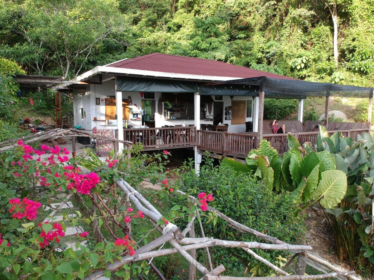 Bigfin Beach Resort Kota Belud Kültér fotó